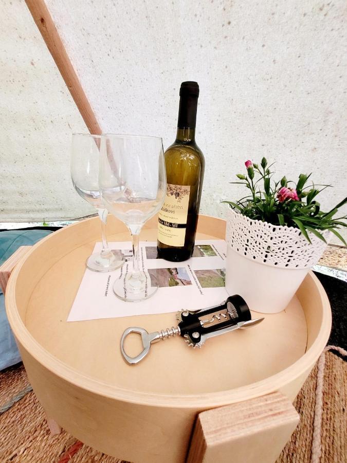 Chateau Moravany - Apartmany, Teepee A Wellness Ronov Nad Doubravou Zewnętrze zdjęcie